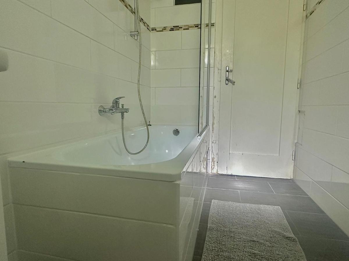 Balcony Apartment, 1 Min To U1 Reumannplatz Відень Екстер'єр фото
